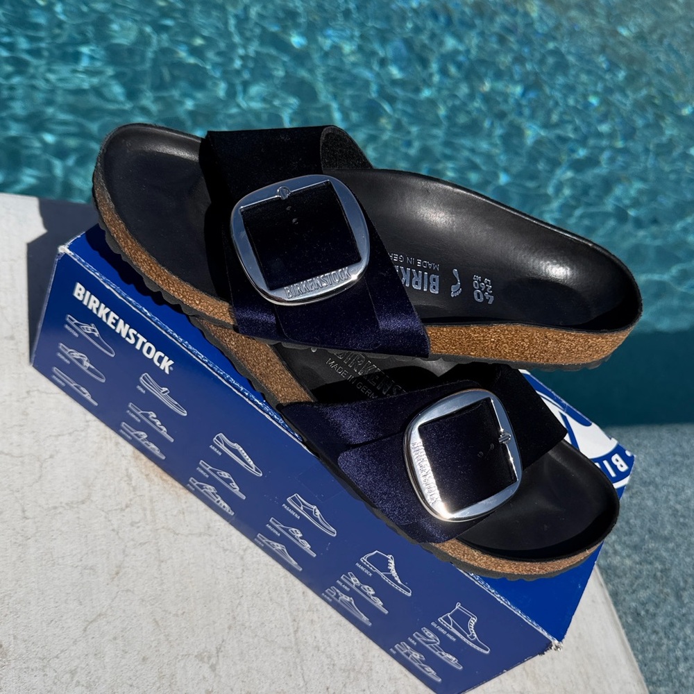 BIRKENSTOCK MADRID BIG BUCKLE SANDAL IN VELVET MIDNIGHT  Size 40 - Picture 9 of 14